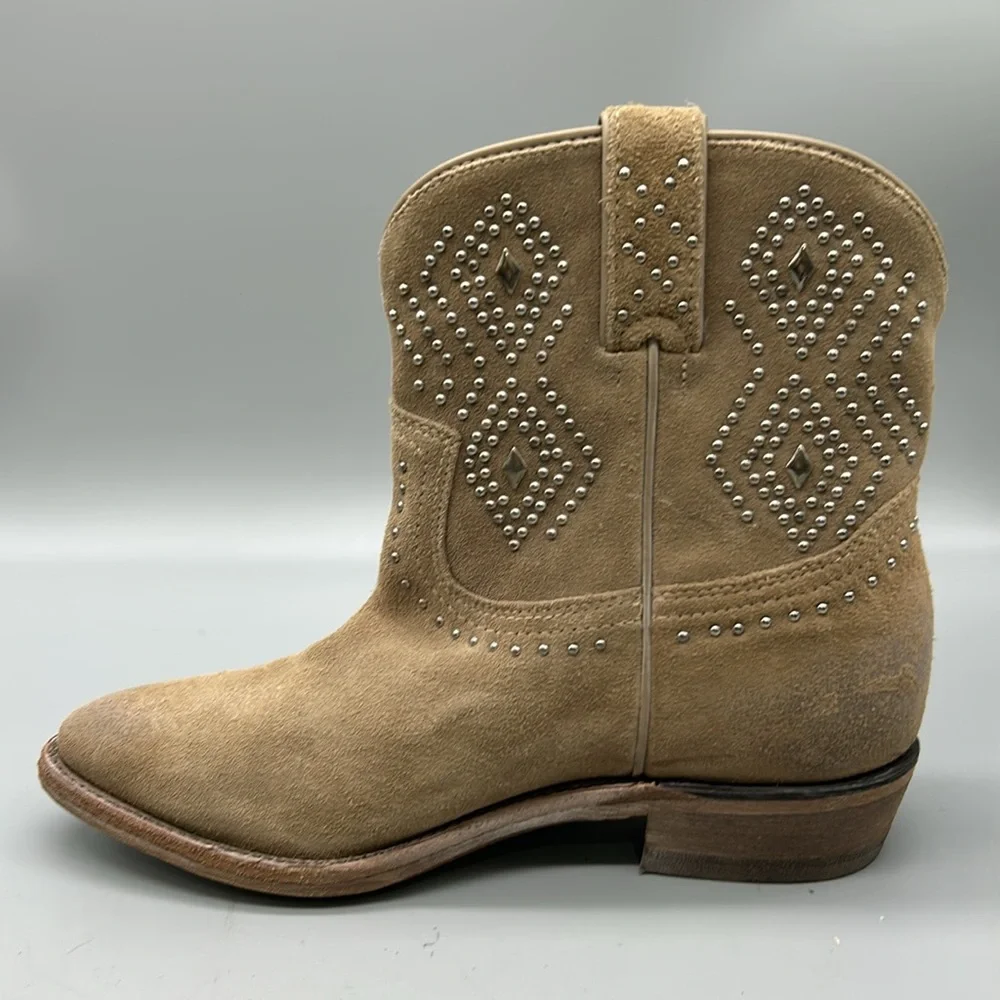 FRYE | BILLY STUD WESTERN BOOTS like new 7.5